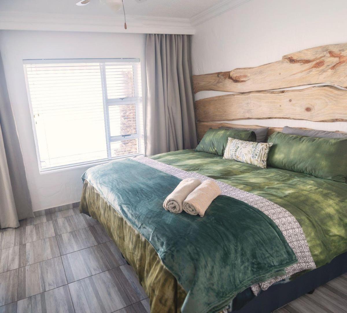 The Ark Guesthouse At Marina Martinique Jeffreys Bay Exteriér fotografie